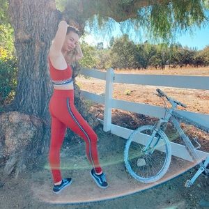 Carbon 38 Spandex Set